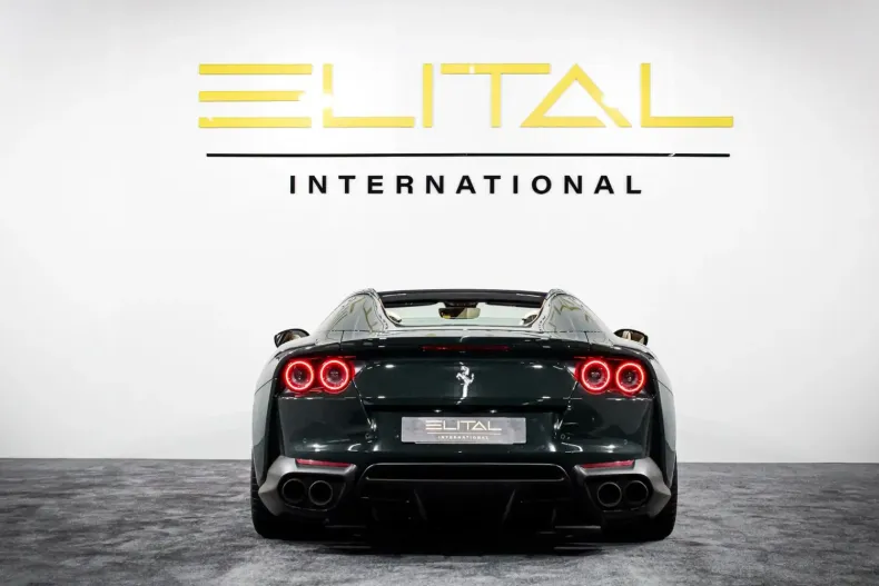 Ferrari 812 din 2023 cu 1.900 km - oferta FER125934 - foto 3