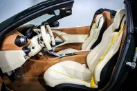 Ferrari 812 din 2023 cu 1.900 km - oferta FER125934 - foto 9