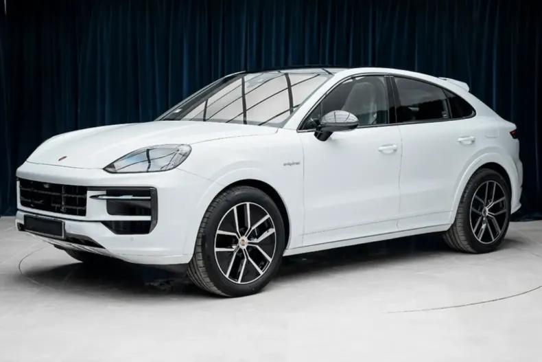 Porsche Cayenne din 2024 cu 5 km - oferta POR125935 - foto 1