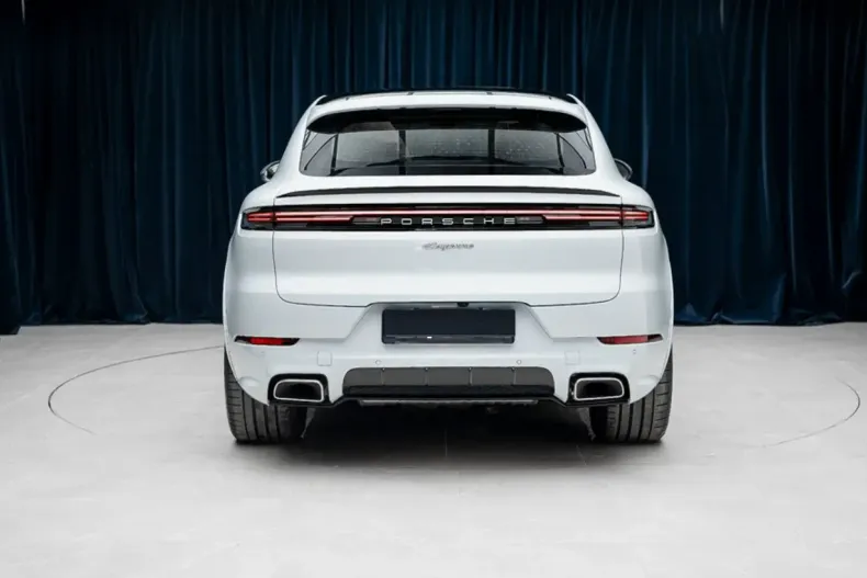 Porsche Cayenne din 2024 cu 5 km - oferta POR125935 - foto 7