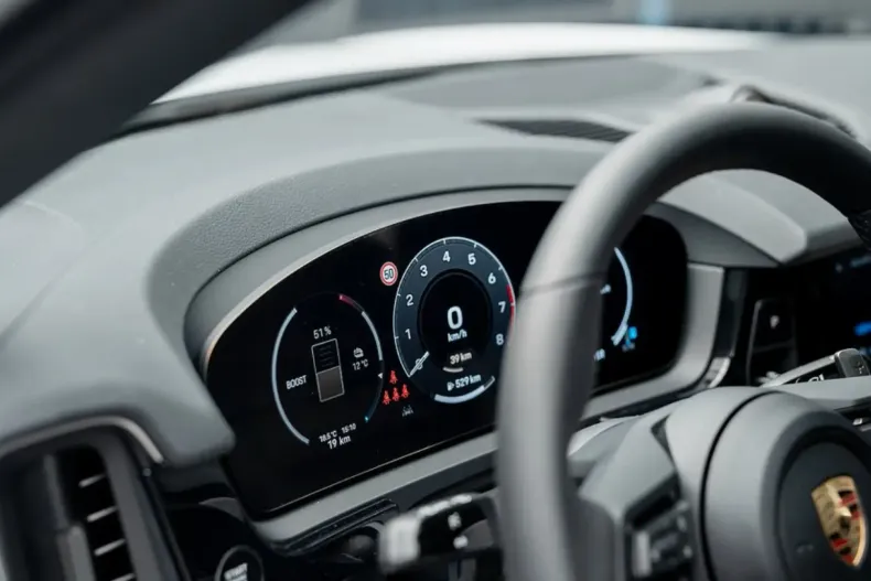 Porsche Cayenne din 2024 cu 5 km - oferta POR125935 - foto 12