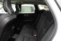 Volvo XC60 din 2021 cu 41.179 km - oferta VOL125937 - foto 6
