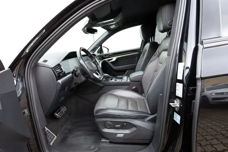 Volkswagen Touareg din 2021 cu 56.000 km - oferta VOL125938 - foto 13