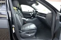 Volkswagen Touareg din 2021 cu 56.000 km - oferta VOL125938 - foto 16