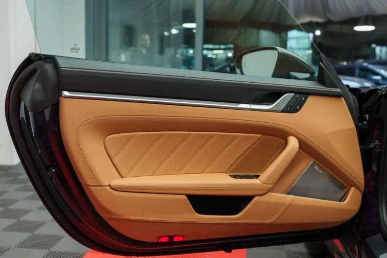 Porsche 992 din 2024 cu 23 km - oferta POR125940 - foto 14