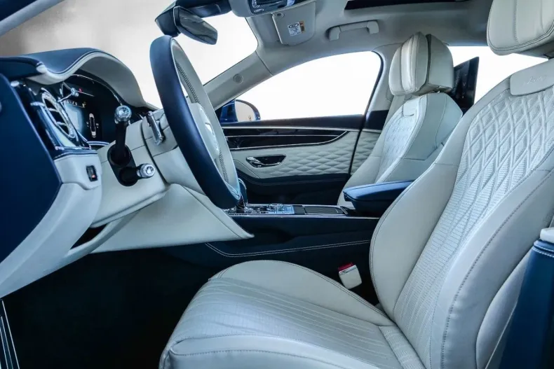 Bentley Flying Spur din 2023 cu 6.065 km - oferta BEN125942 - foto 9