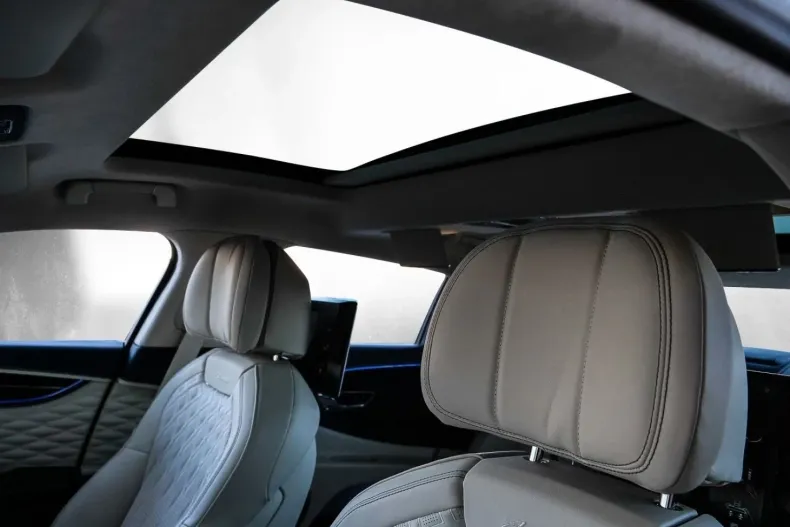 Bentley Flying Spur din 2023 cu 6.065 km - oferta BEN125942 - foto 10