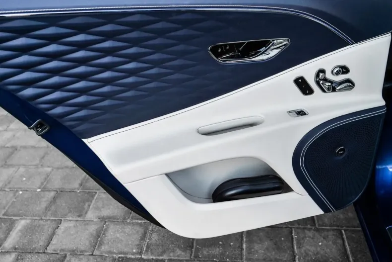 Bentley Flying Spur din 2023 cu 6.065 km - oferta BEN125942 - foto 22