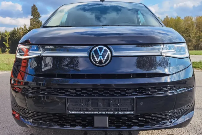 Volkswagen T7 Multivan din 2022 cu 27.550 km - oferta VOL125943 - foto 3