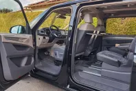 Volkswagen T7 Multivan din 2022 cu 27.550 km - oferta VOL125943 - foto 8