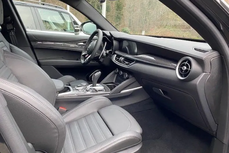 Alfa Romeo Stelvio din 2022 cu 24.990 km - oferta ALF125945 - foto 8