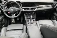 Alfa Romeo Stelvio din 2022 cu 24.990 km - oferta ALF125945 - foto 9