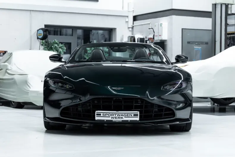 Aston Martin V8 Vantage din 2021 cu 9.736 km - oferta AST125949 - foto 5