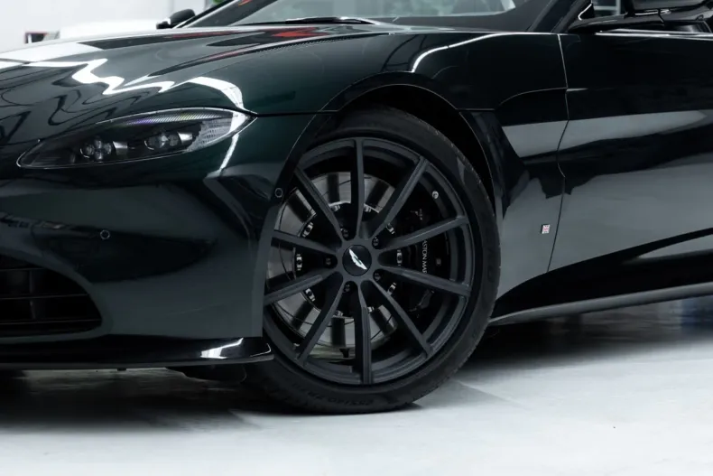 Aston Martin V8 Vantage din 2021 cu 9.736 km - oferta AST125949 - foto 10