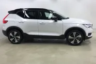 Volvo XC40 din 2022 cu 14.500 km - oferta VOL125952 - foto 3