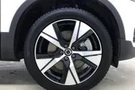 Volvo XC40 din 2022 cu 14.500 km - oferta VOL125952 - foto 5