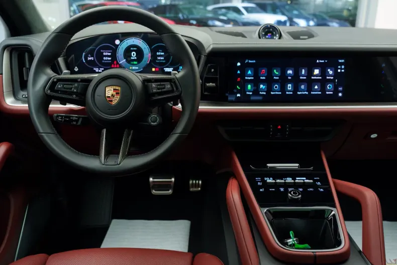 Porsche Cayenne din 2024 cu 22 km - oferta POR125956 - foto 10