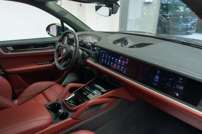 Porsche Cayenne din 2024 cu 22 km - oferta POR125956 - foto 12
