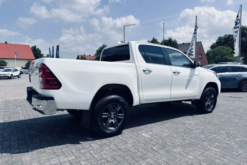 Toyota Hilux din 2023 cu 3.500 km - oferta TOY125960 - foto 5
