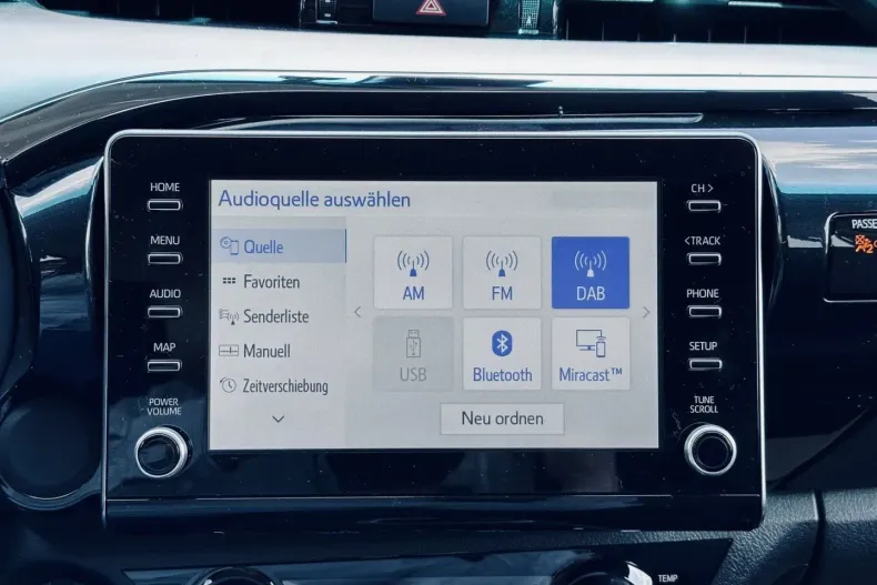 Toyota Hilux din 2023 cu 3.500 km - oferta TOY125960 - foto 11