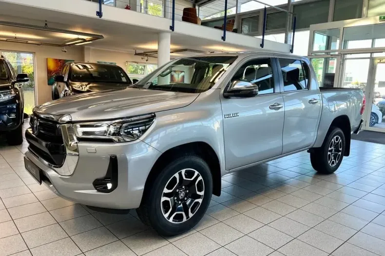 Toyota Hilux din 2022 cu 16.520 km - oferta TOY125961 - foto 1