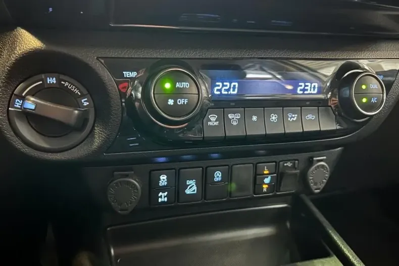 Toyota Hilux din 2022 cu 16.520 km - oferta TOY125961 - foto 12