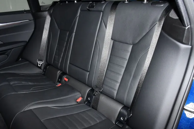 BMW 420 Gran Coupé din 2023 cu 4.300 km - oferta BMW125969 - foto 13