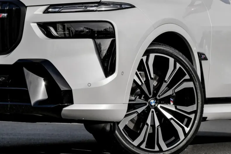 BMW X7 din 2023 cu 10 km - oferta BMW125972 - foto 3