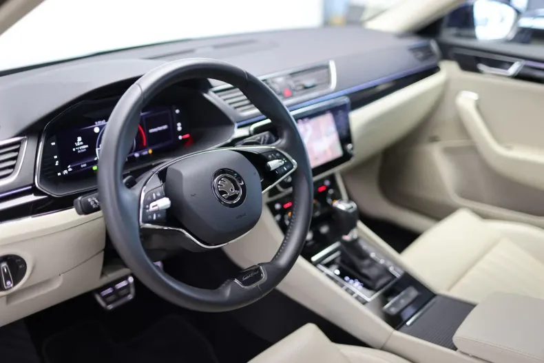 Skoda Superb din 2022 cu 53.208 km - oferta SKO125974 - foto 8