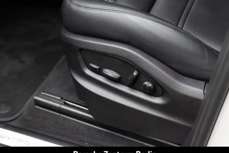 Porsche Cayenne din 2022 cu 11.147 km - oferta POR125977 - foto 18