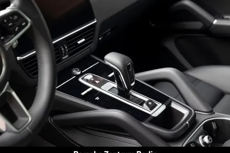 Porsche Cayenne din 2022 cu 11.147 km - oferta POR125977 - foto 22