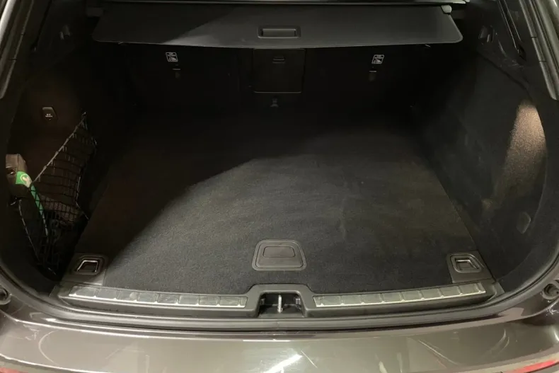 Volvo XC60 din 2021 cu 17.276 km - oferta VOL125978 - foto 9