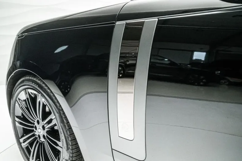 Land Rover Range Rover din 2024 cu 50 km - oferta LAN125979 - foto 7