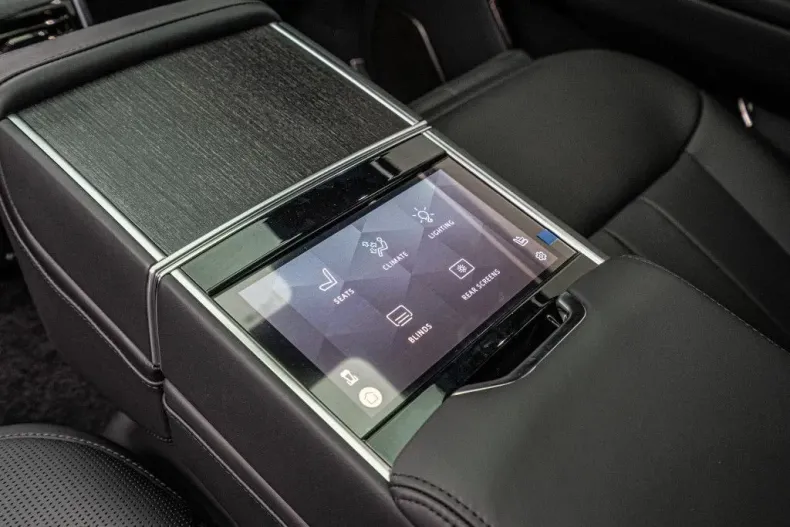 Land Rover Range Rover din 2024 cu 50 km - oferta LAN125979 - foto 13