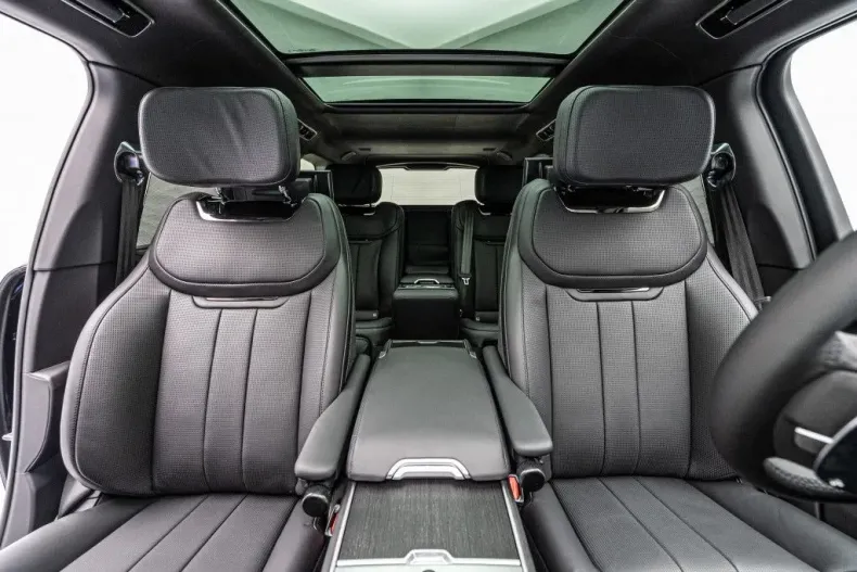 Land Rover Range Rover din 2024 cu 50 km - oferta LAN125979 - foto 21