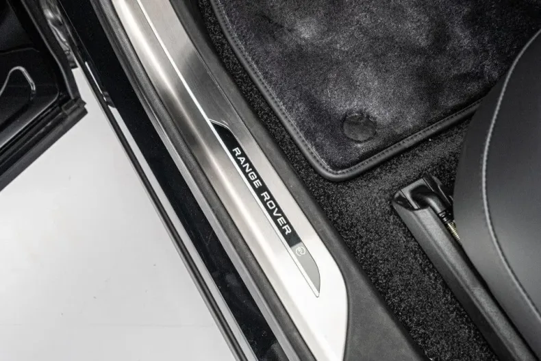 Land Rover Range Rover din 2024 cu 50 km - oferta LAN125979 - foto 22