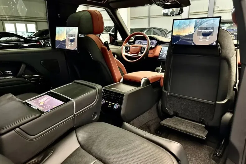 Land Rover Range Rover din 2024 cu 15 km - oferta LAN125981 - foto 13