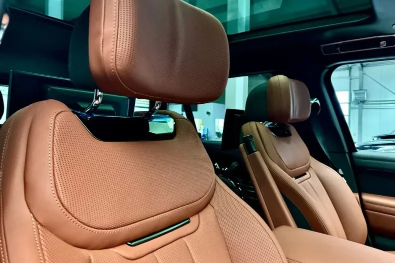 Land Rover Range Rover din 2024 cu 15 km - oferta LAN125981 - foto 14