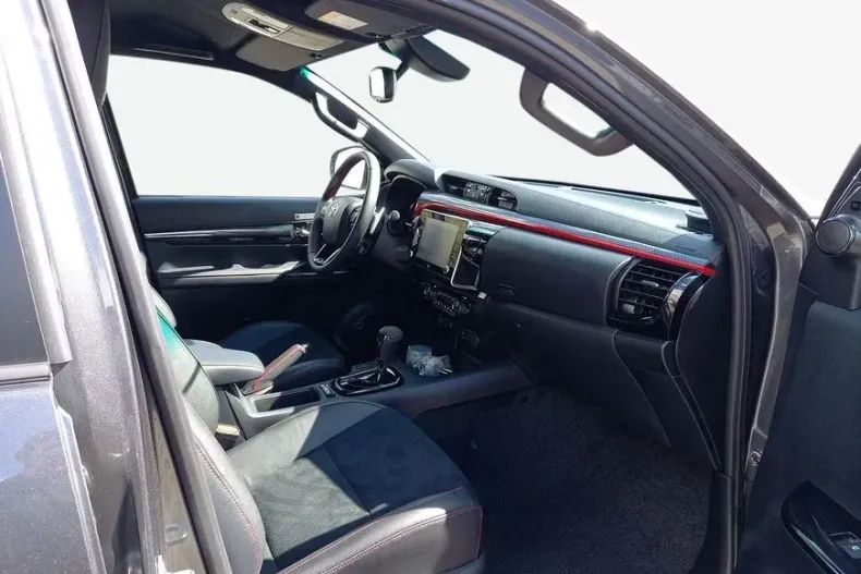 Toyota Hilux din 2023 cu 20 km - oferta TOY125982 - foto 7