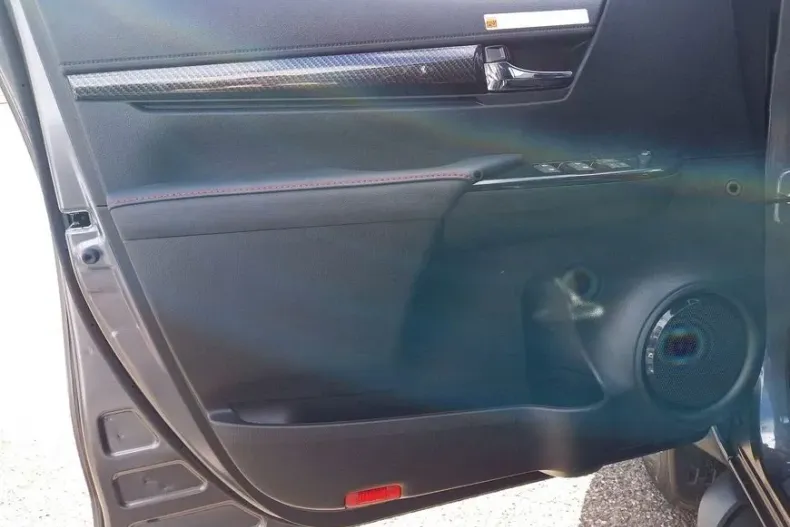 Toyota Hilux din 2023 cu 20 km - oferta TOY125982 - foto 8