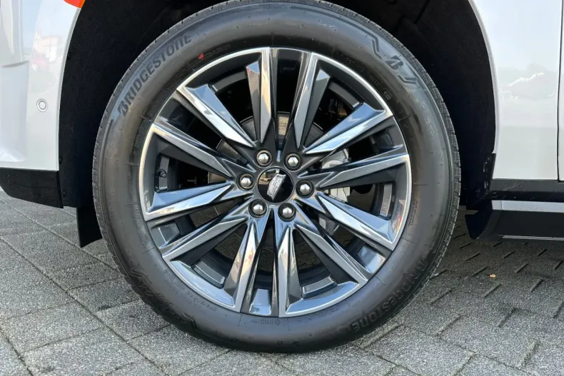 Cadillac Escalade din 2023 cu 50 km - oferta CAD125984 - foto 5