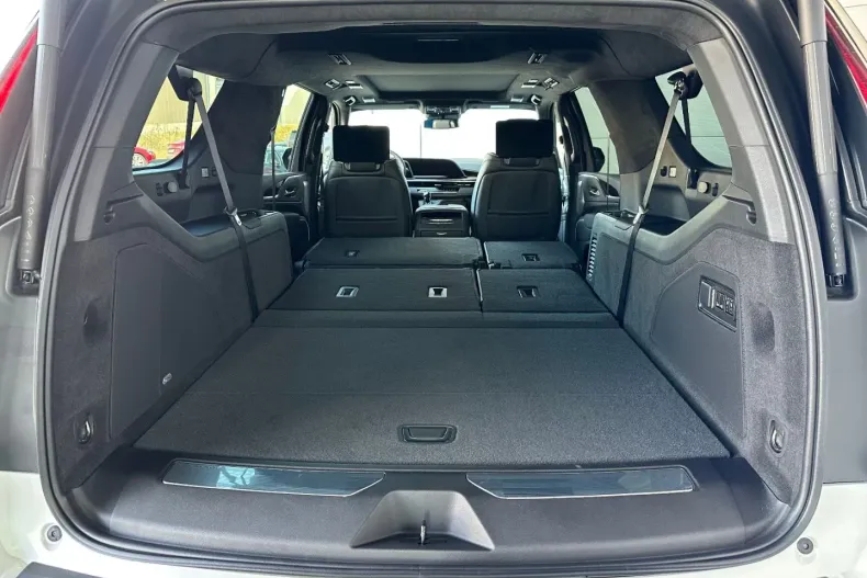 Cadillac Escalade din 2023 cu 50 km - oferta CAD125984 - foto 20