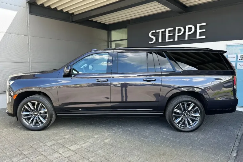 Cadillac Escalade din 2023 cu 50 km - oferta CAD125988 - foto 5