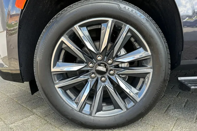 Cadillac Escalade din 2023 cu 50 km - oferta CAD125988 - foto 6