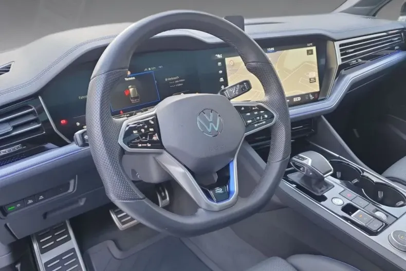 Volkswagen Touareg din 2022 cu 72.000 km - oferta VOL125989 - foto 9