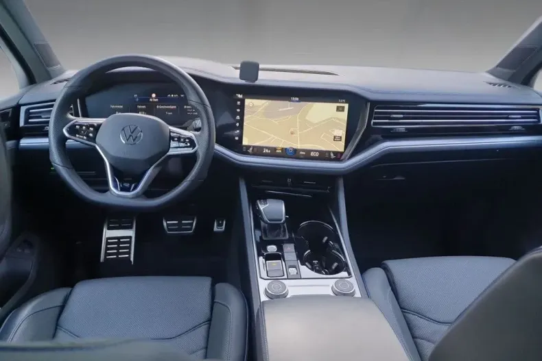 Volkswagen Touareg din 2022 cu 72.000 km - oferta VOL125989 - foto 10