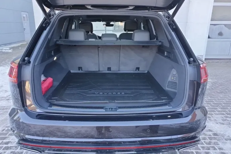 Volkswagen Touareg din 2022 cu 72.000 km - oferta VOL125989 - foto 16