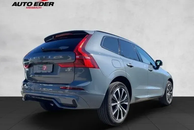 Volvo XC60 din 2023 cu 3.235 km - oferta VOL125993 - foto 4