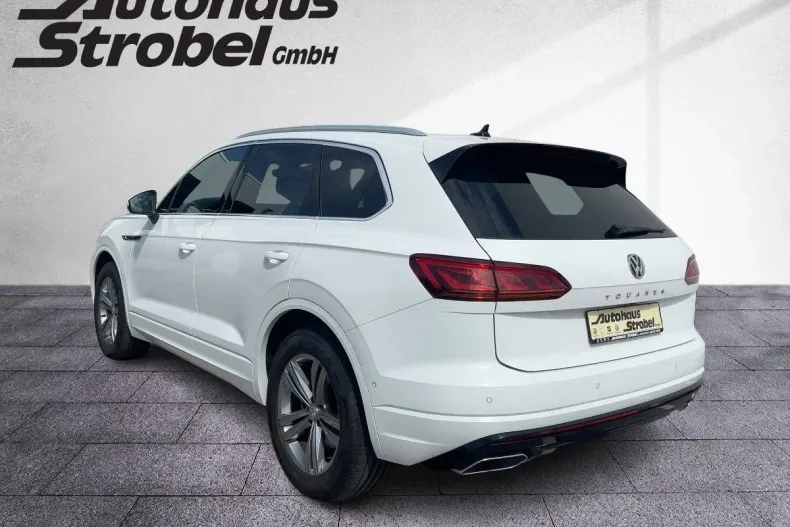 Volkswagen Touareg din 2020 cu 30.465 km - oferta VOL125994 - foto 5