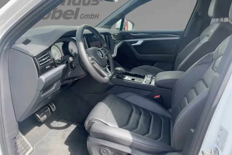 Volkswagen Touareg din 2020 cu 30.465 km - oferta VOL125994 - foto 8